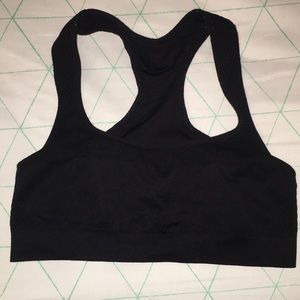 Black sports bra
